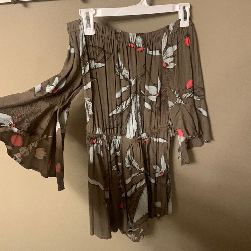 Express flowy strapless romper